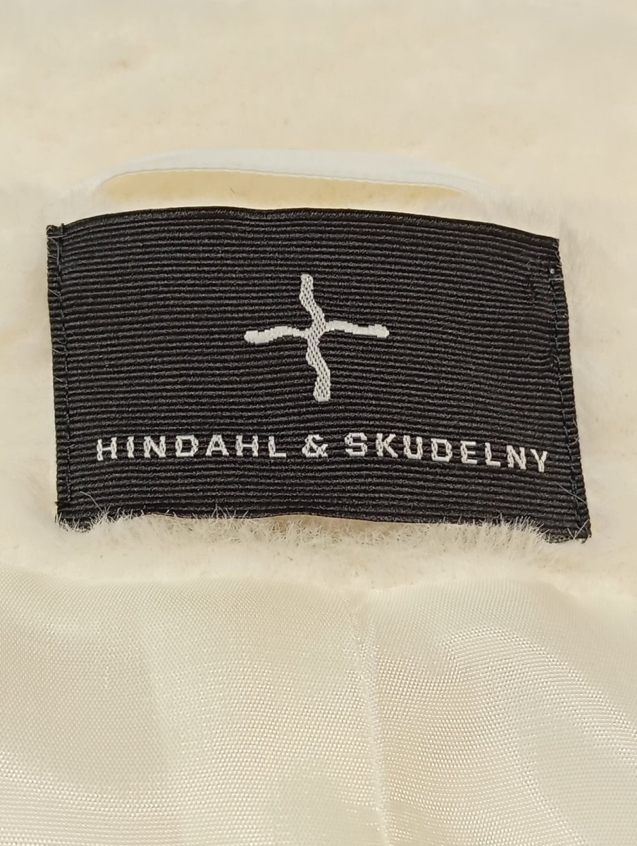 HINDAHL & SKUDELNY Fellmantel Bild 3
