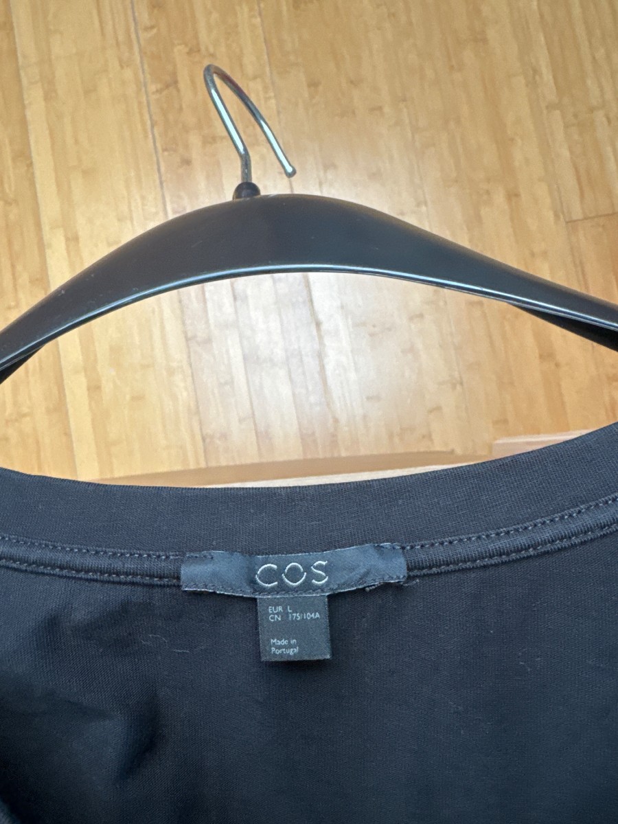 COS T-Shirt Bild 3