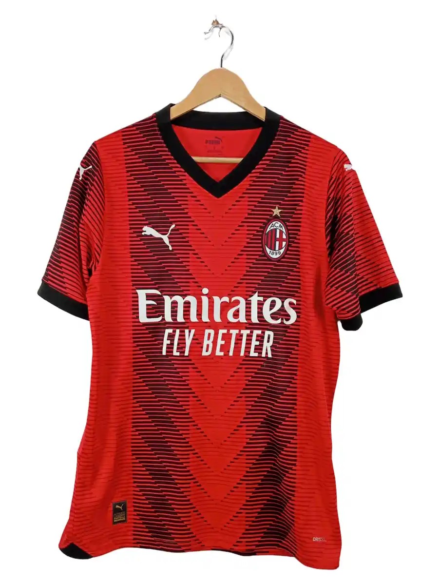 PUMA Fußball Trikot Bild 1