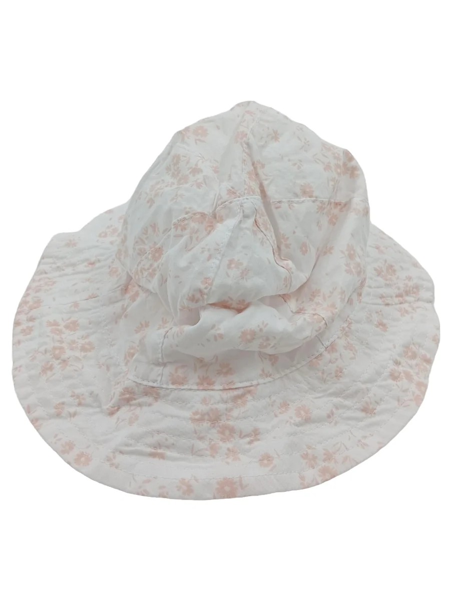 H&M Hut Bild 1