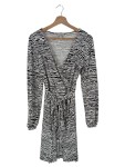 Vorschaubild 1 von H&M Langarmkleider schwarz Größe 36