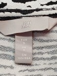 Vorschaubild 3 von H&M Langarmkleider schwarz Größe 36