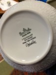 Vorschaubild 4 von Vase Kugelvase Romanze Björn Wiinblad Porzellan Weiß Golddekor 15cm