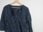 Vorschaubild 5 von Damen Bluse Blau Gr. 40 L Punkte Rüschenkragen Baumwolle Casual
