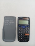 Vorschaubild 2 von fx-85DE Plus Taschenrechner Grau Natural-U.P.A.M