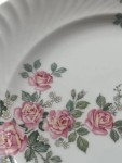 Vorschaubild 2 von KAISER Dorothea Essteller Porzellan Weiß Rosen Floralmuster 25 cm