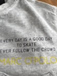 Vorschaubild 3 von T-Shirt Kinder Gr. 140 Grau Casual mit Schriftzug
