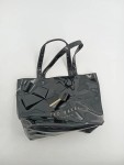 Vorschaubild 2 von London Damen Shopper Tasche Schwarz Glänzend Schleife
