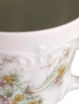 Vorschaubild 2 von Classic Rose Tasse Untertasse Porzellan Blumenmuster Weiß 7cm