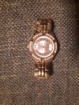 Vorschaubild 5 von W0143L3 Damen Armbanduhr Gold Elegant Strass Edelstahl 14cm