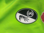 Vorschaubild 5 von Hummel SC Freiburg Trainingsshirt Herren Gr. L Grün