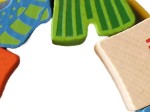 Vorschaubild 3 von Holz-Kleidungsperlen Schnurspiel Kleider-Set Mehrfarbig Motorikspielzeug