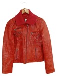 Vorschaubild 1 von Damen Lederjacke Rot Gr. S Bikerstil Nieten Ketten