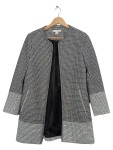 Vorschaubild 1 von Leichte Jacke Gr. 38 schwarz-weiß Strukturmuster