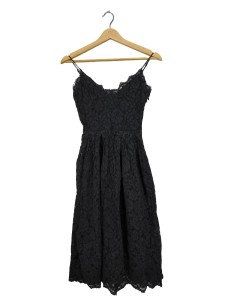 H&M Spitzenkleid