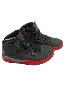 JORDAN Basketballschuhe