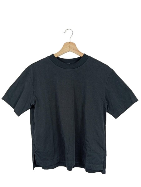 UNIQLO T-Shirt
