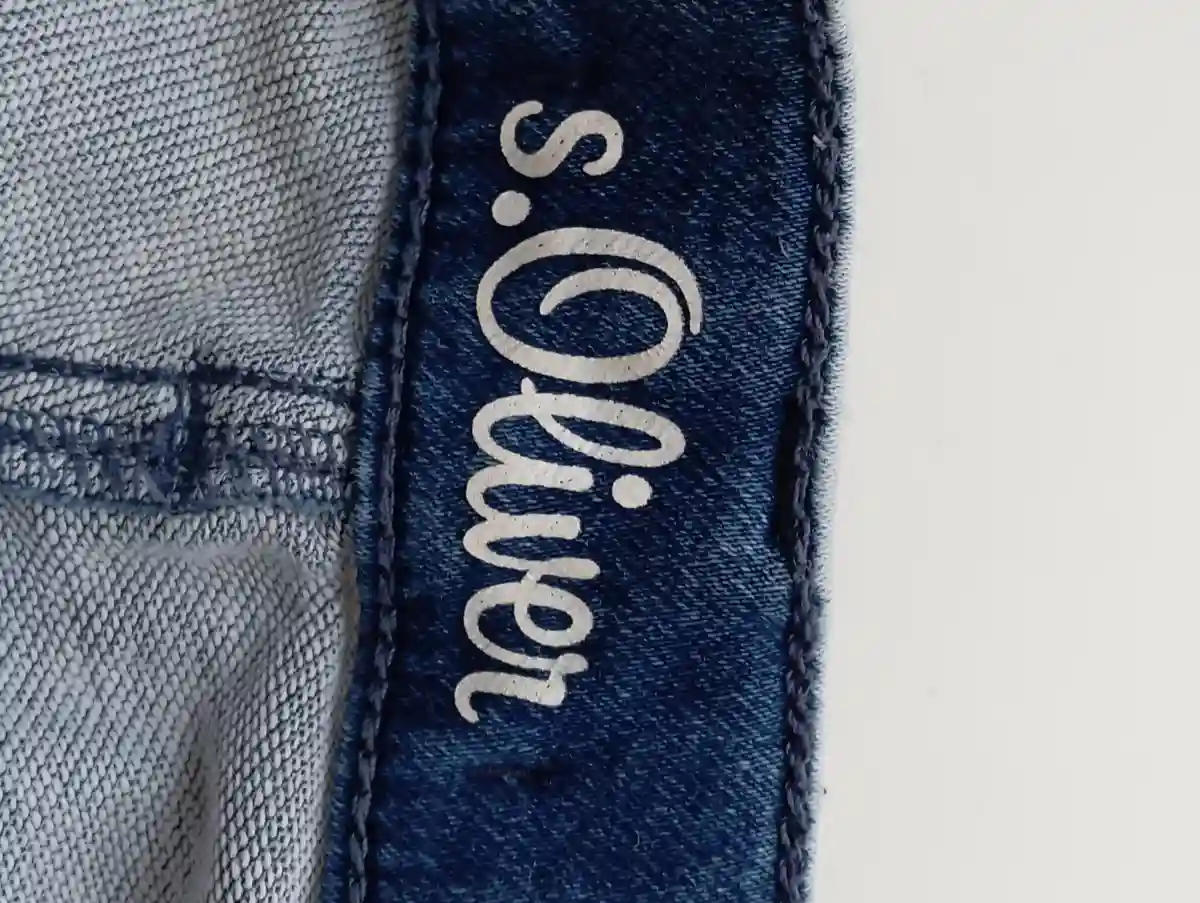 S.OLIVER Jeans Tapered Fit Bild 2