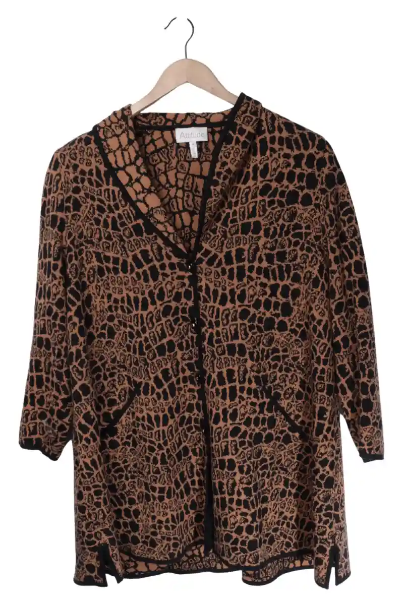 Attitude Strickjacke