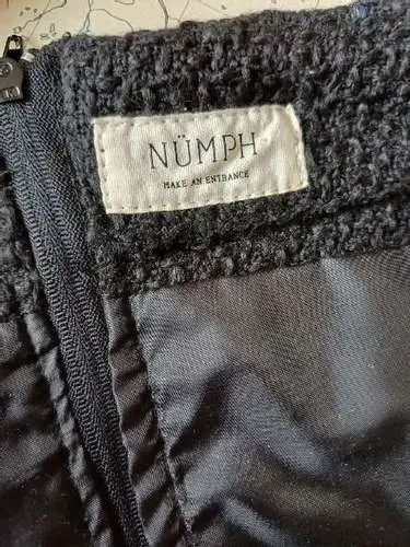 NÜMPH Faltenrock Bild 3