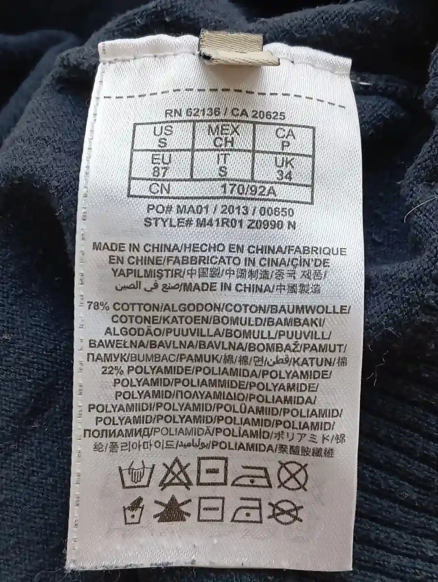 GUESS Pullover Bild 4