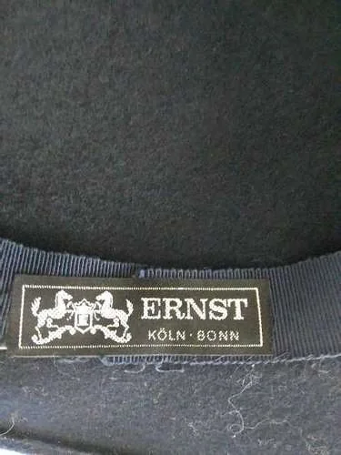 ERNST Hut Bild 3