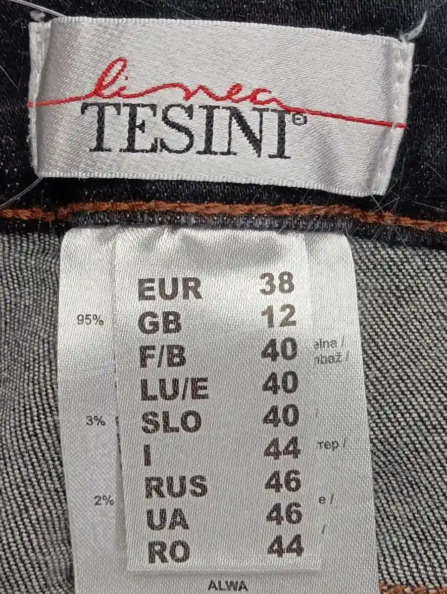 LINEA TESINI Jeans Tapered Fit Bild 3