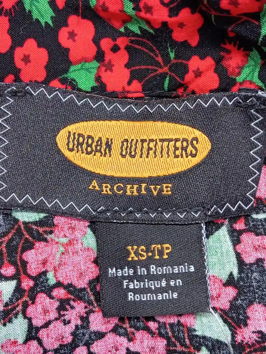 URBAN OUTFITTERS Freizeitkleid Bild 3