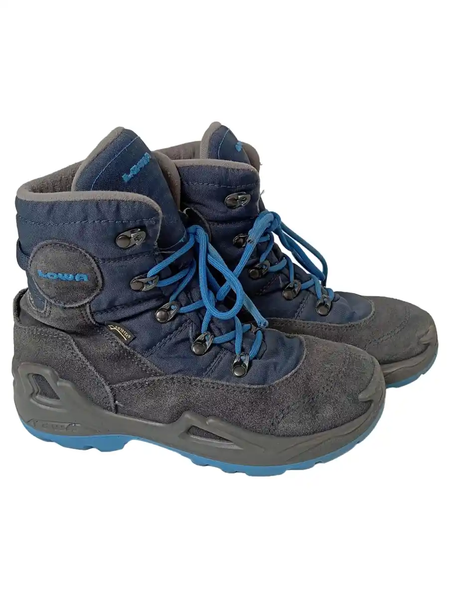 LOWA Schneestiefel