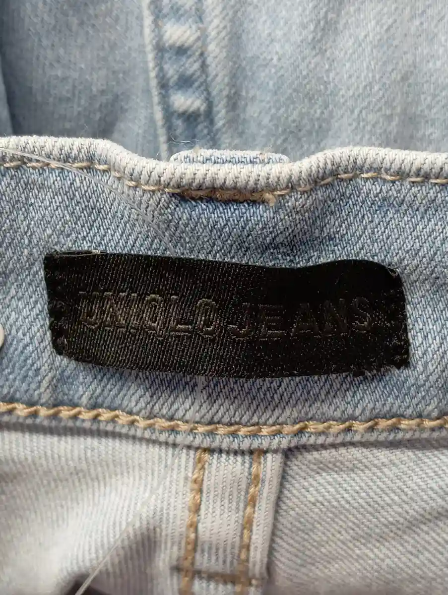 UNIQLO Jeans Straight Leg Bild 3