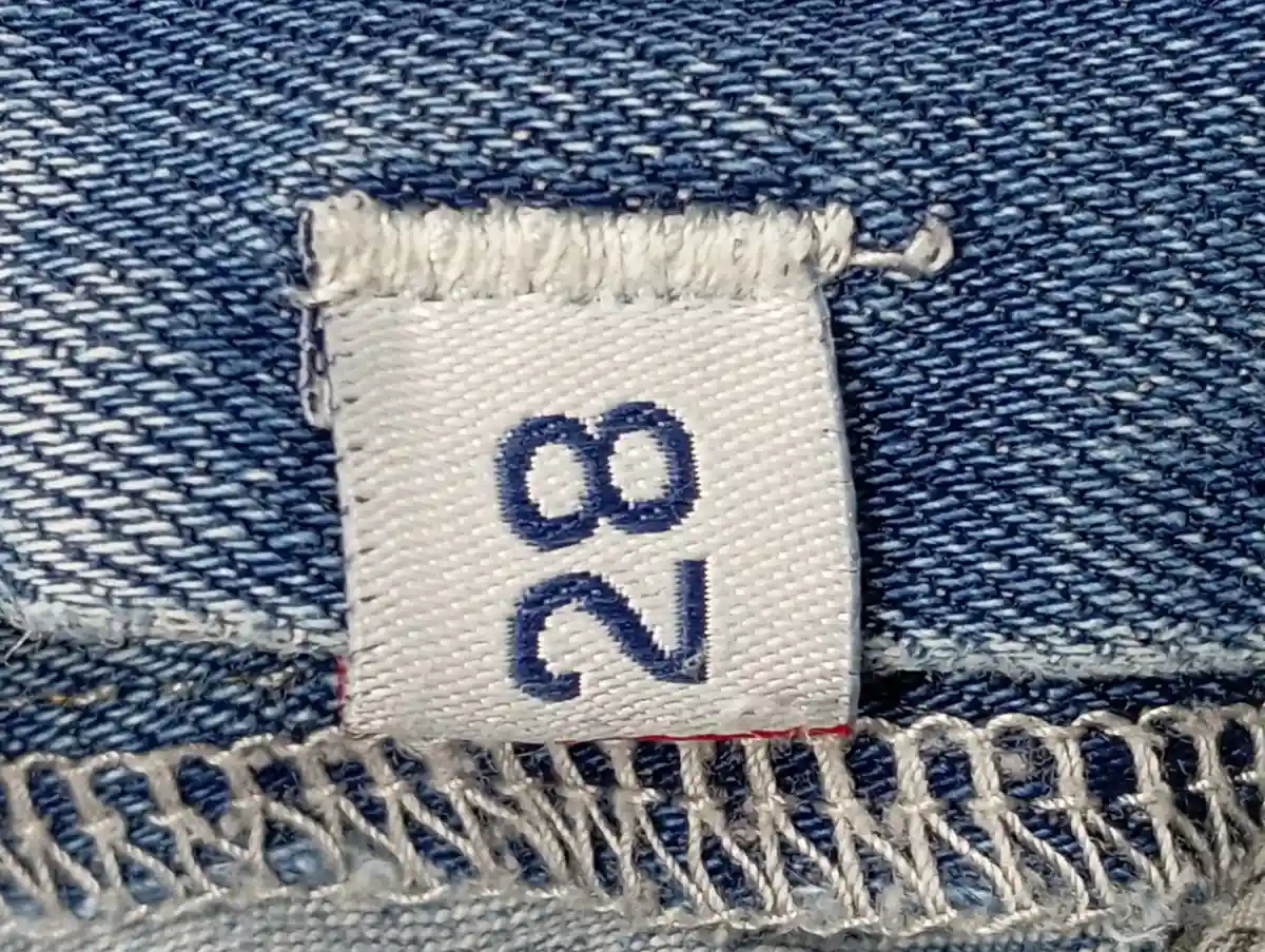 LE TEMPS DES CERISES Jeans Tapered Fit Bild 4