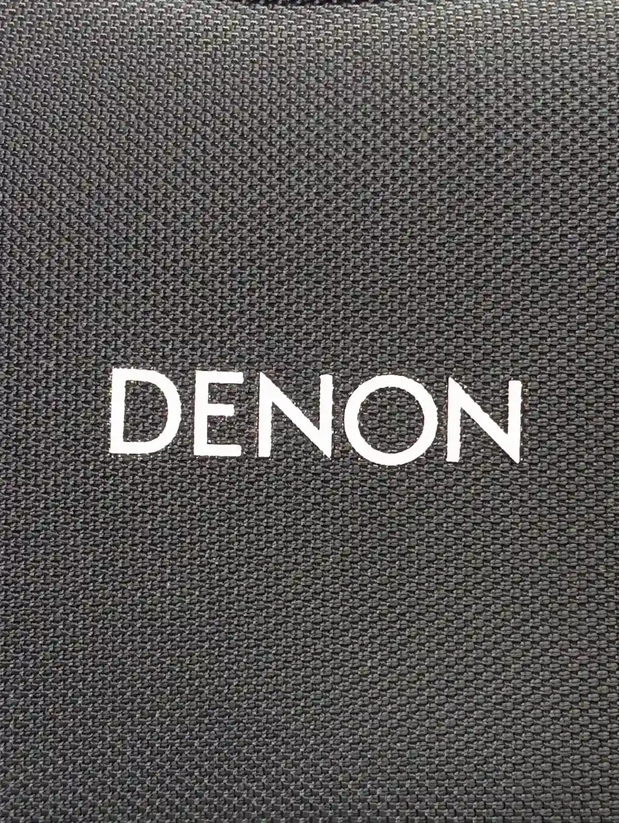 DENON Kameratasche Bild 3