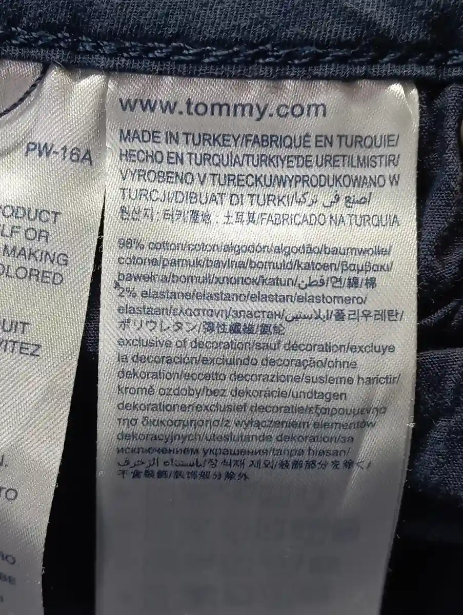 TOMMY HILFIGER Jeans Tapered Fit Bild 4