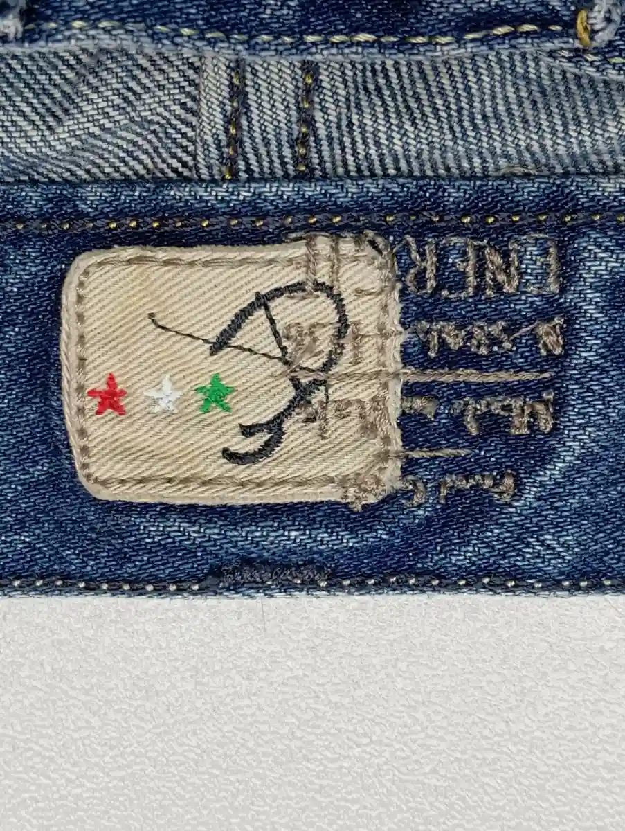 ENERGIE Destroyed Jeans Bild 3