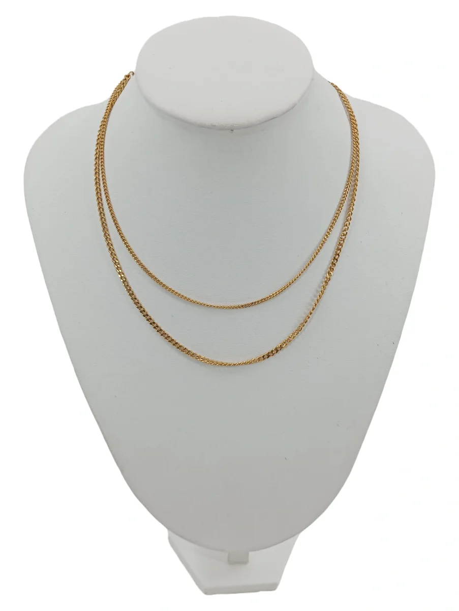 Goldene Accessoires für Damen