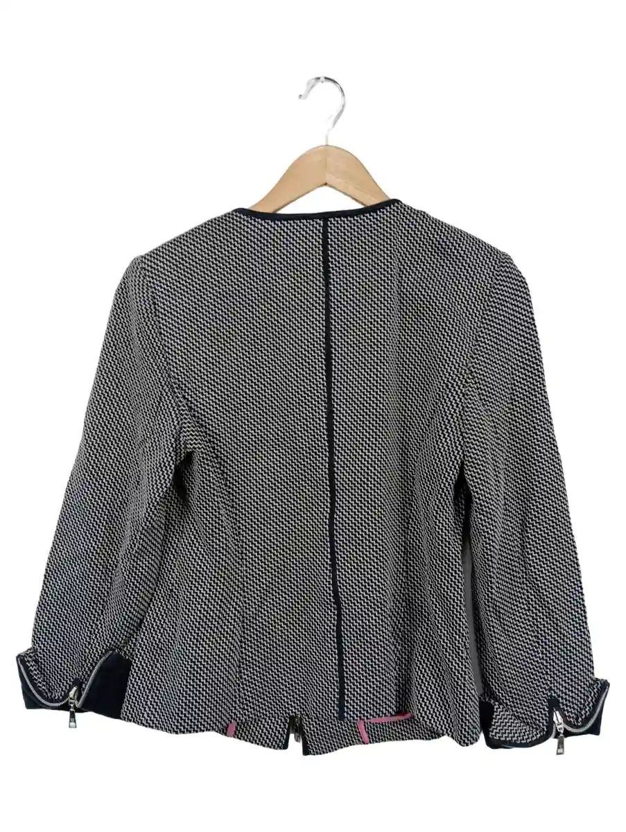 BASLER Blazer Bild 2