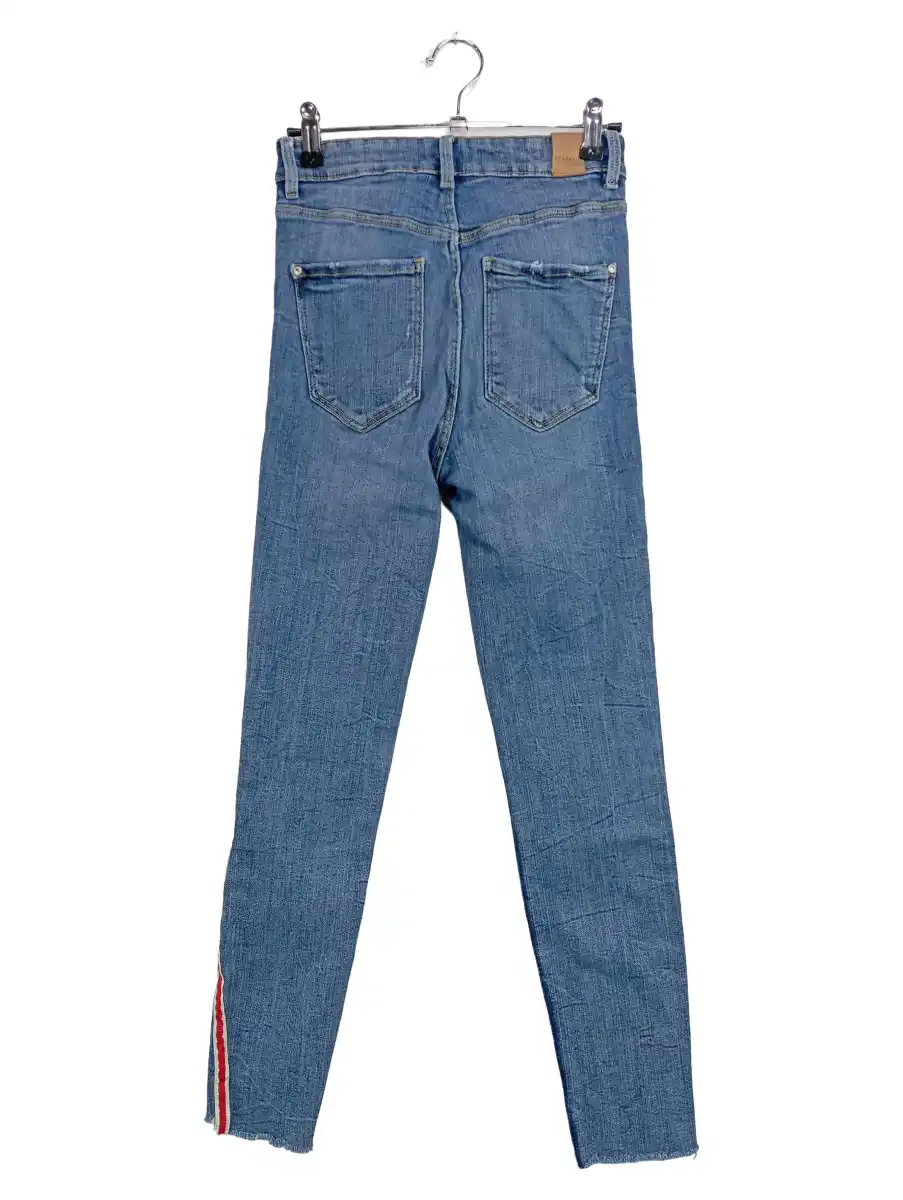 ZARA Destroyed Jeans Bild 2
