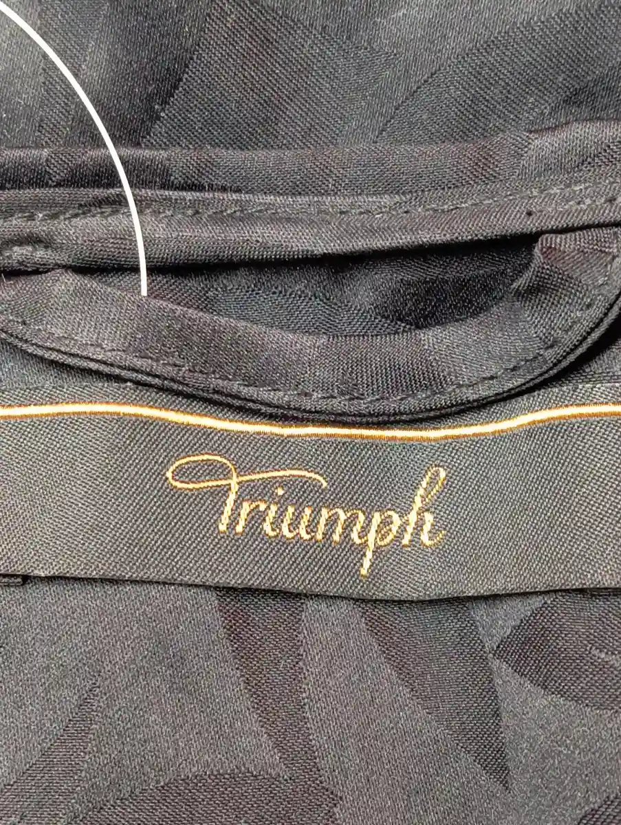 TRIUMPH Morgenmantel Bild 3