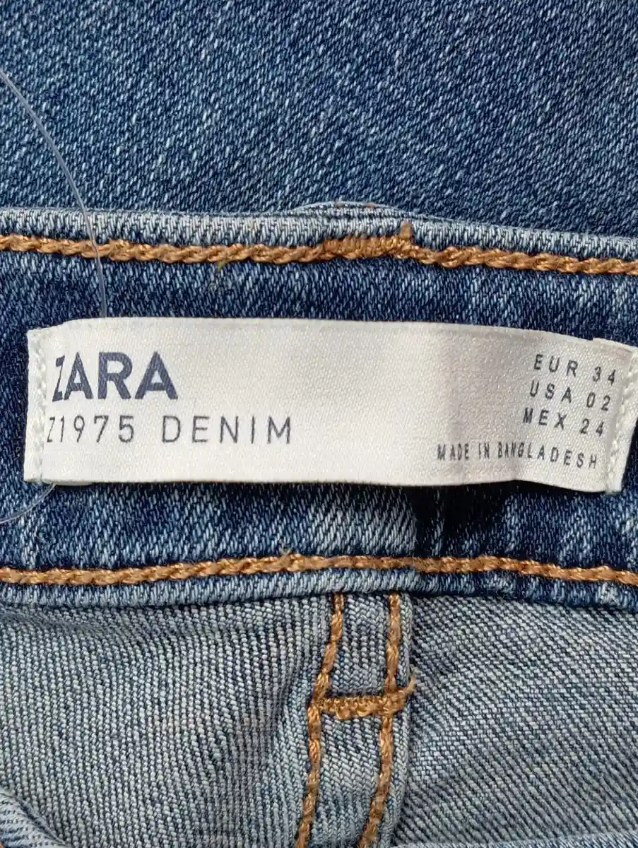 ZARA Destroyed Jeans Bild 3