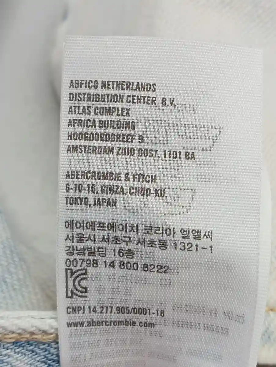 ABERCROMBIE & FITCH Destroyed Jeans Bild 6