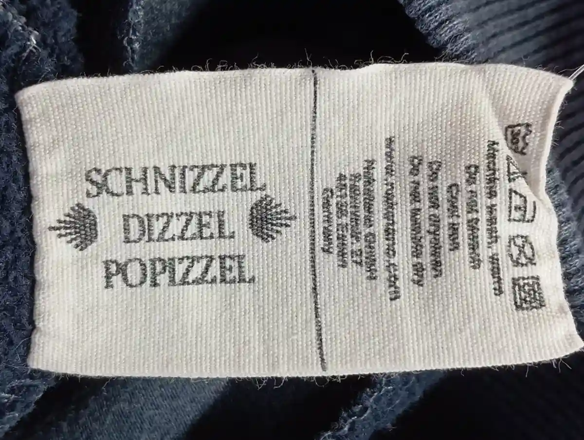 NAKETANO Sweatjacke Bild 5