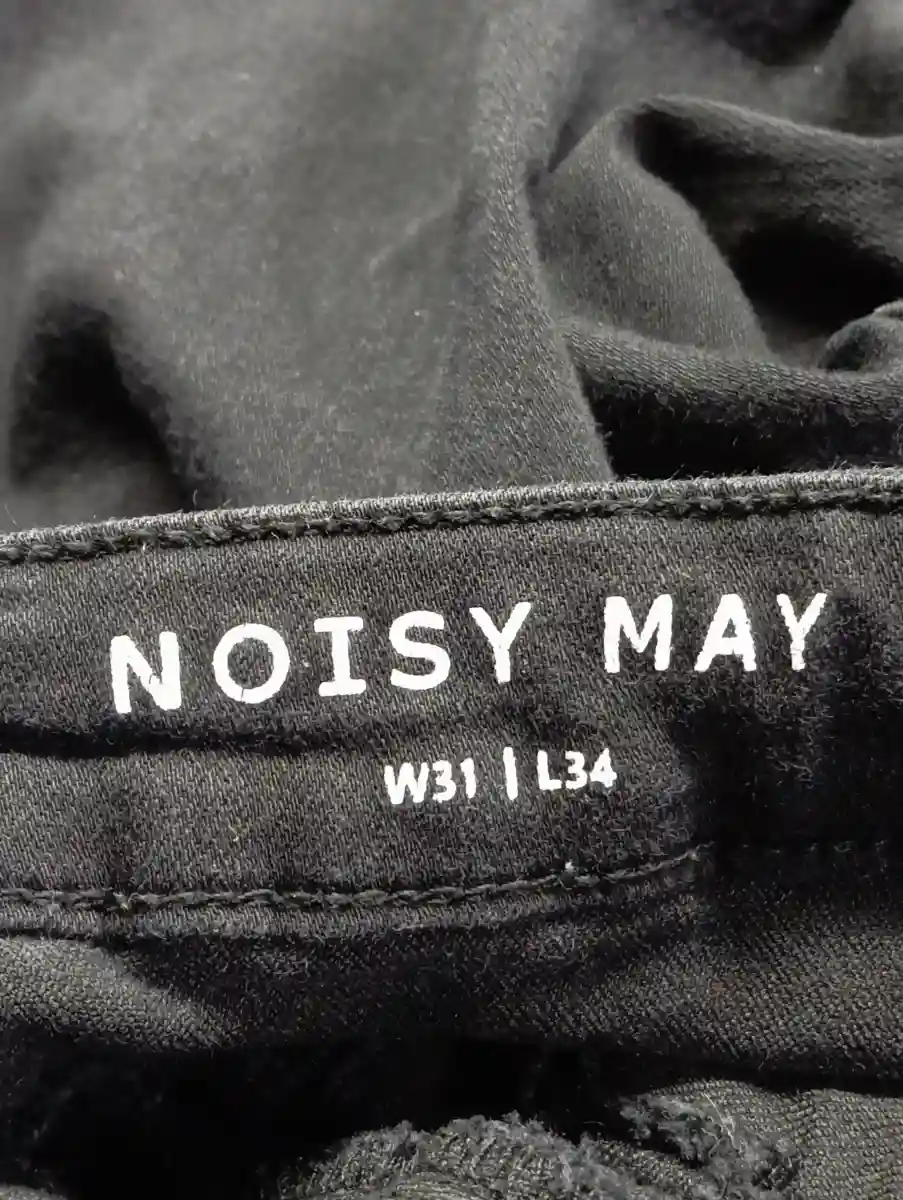 NOISY MAY Mom Jeans Bild 3