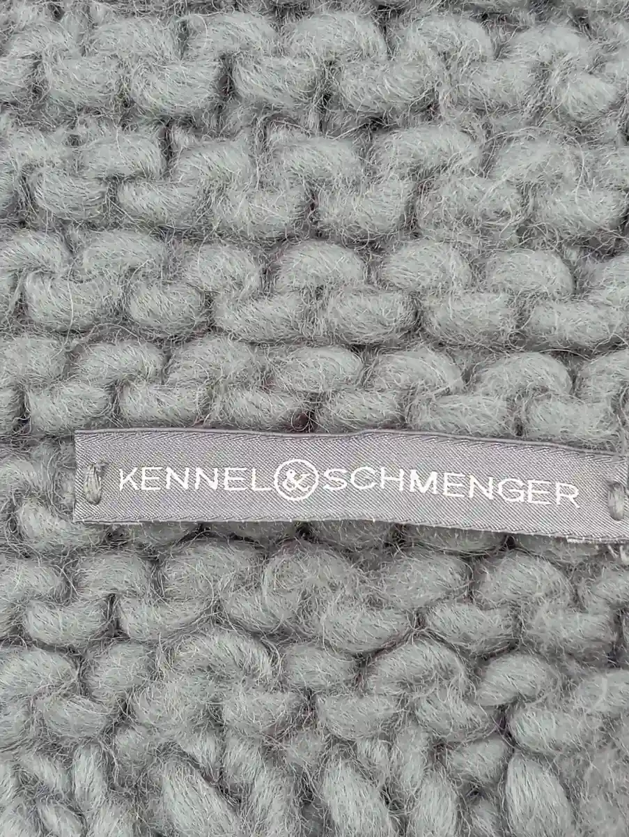 KENNEL & SCHMENGER Schal Bild 2