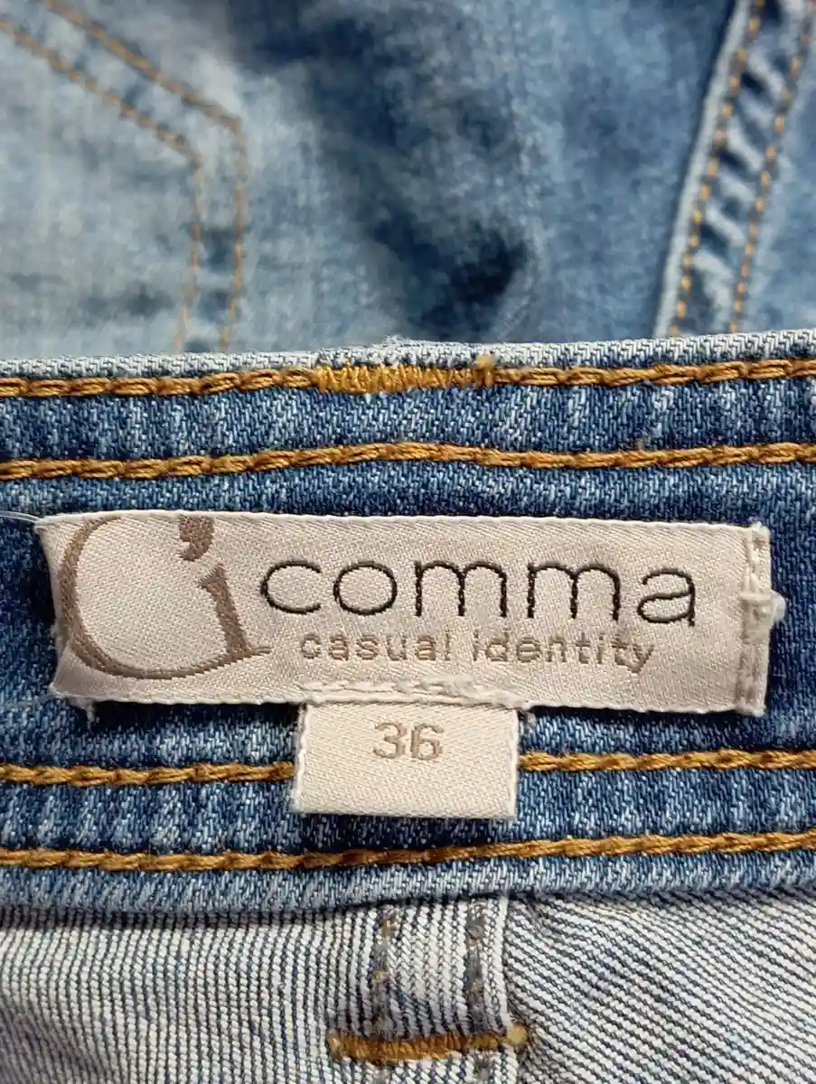 COMMA Destroyed Jeans Bild 3
