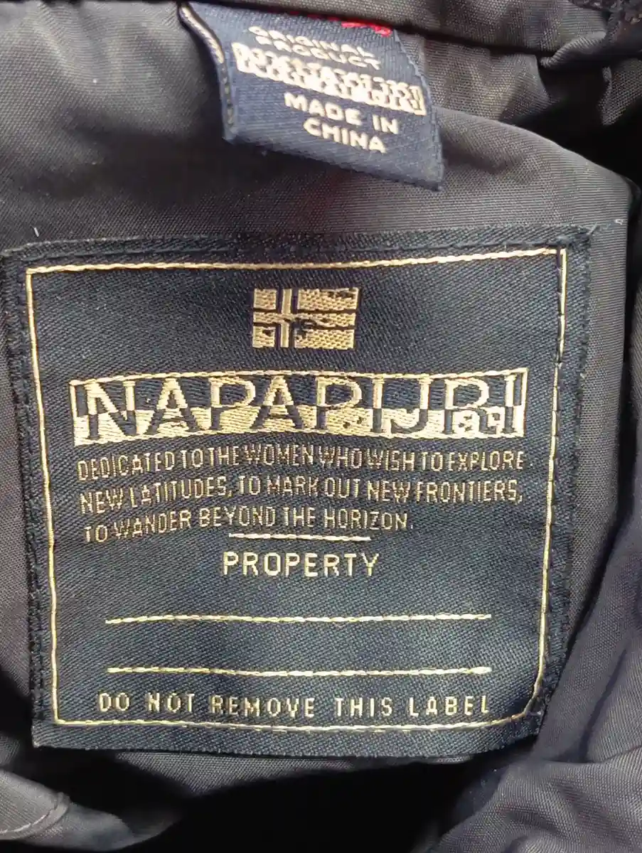 NAPAPIJRI Outdoorjacke Bild 3