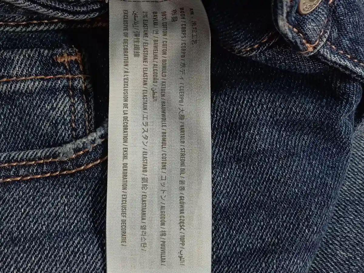 HOLLISTER Mom Jeans Bild 4