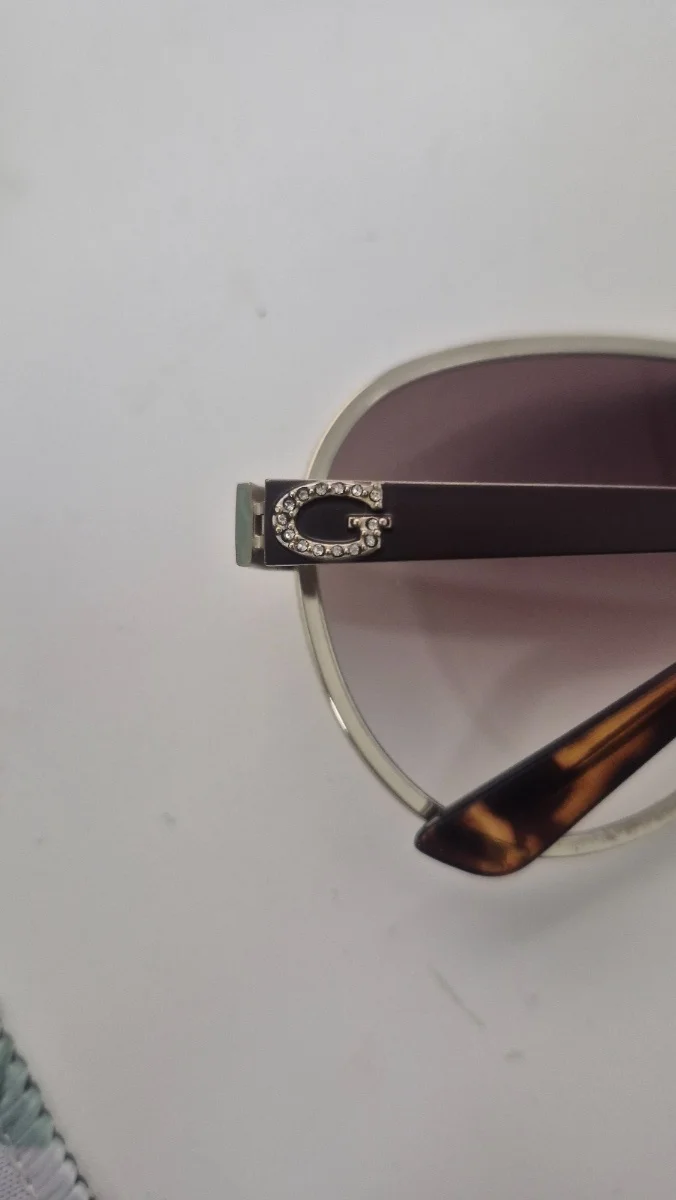 GUESS Sonnenbrille Bild 2