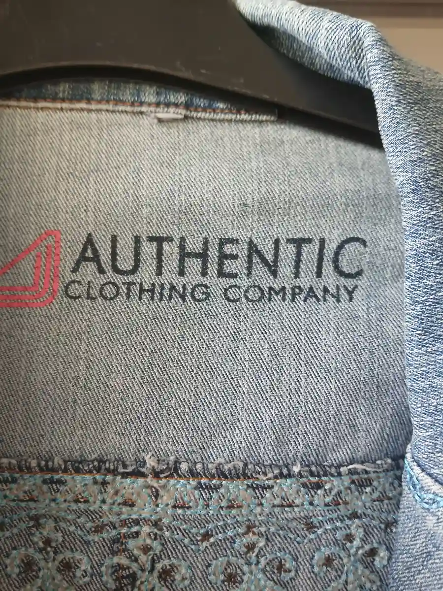 AUTHENTIC CLOTHING COMPANY Jeansjacke Bild 3