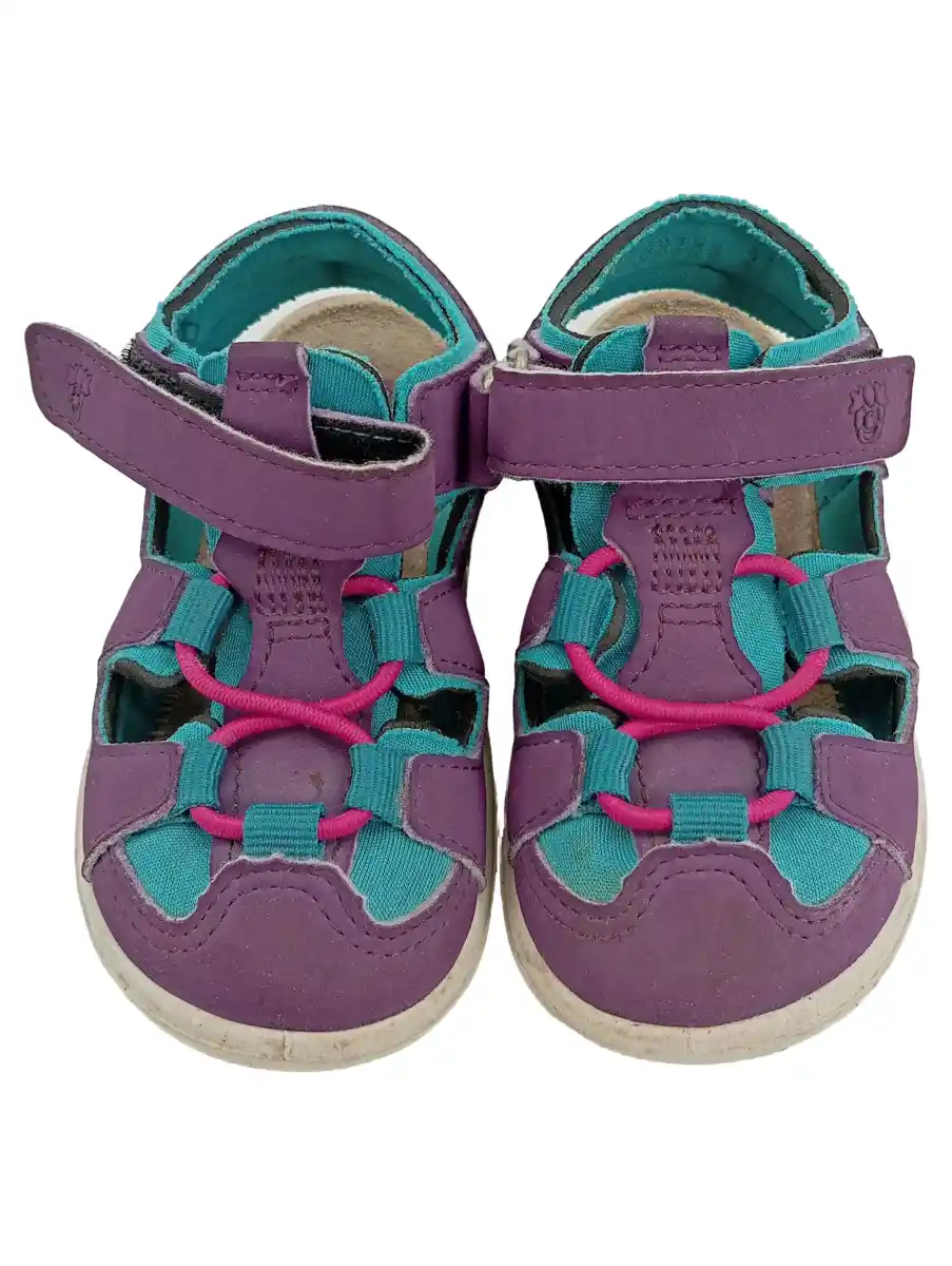 Kindersandalen für den Sommer