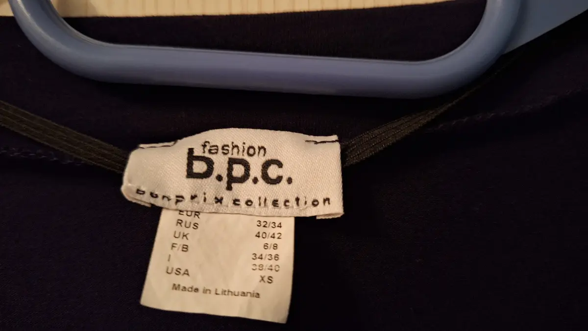 BPC Strickjacke Bild 4